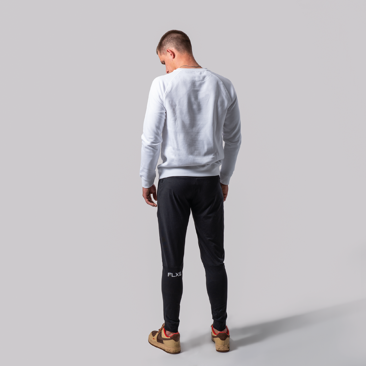 BASE CREW SWEATSHIRT WHITE