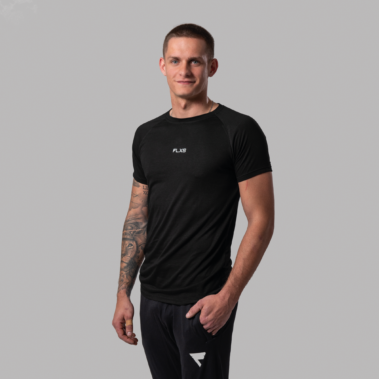 CLEAN FUNCTIONAL SHIRT BLACK