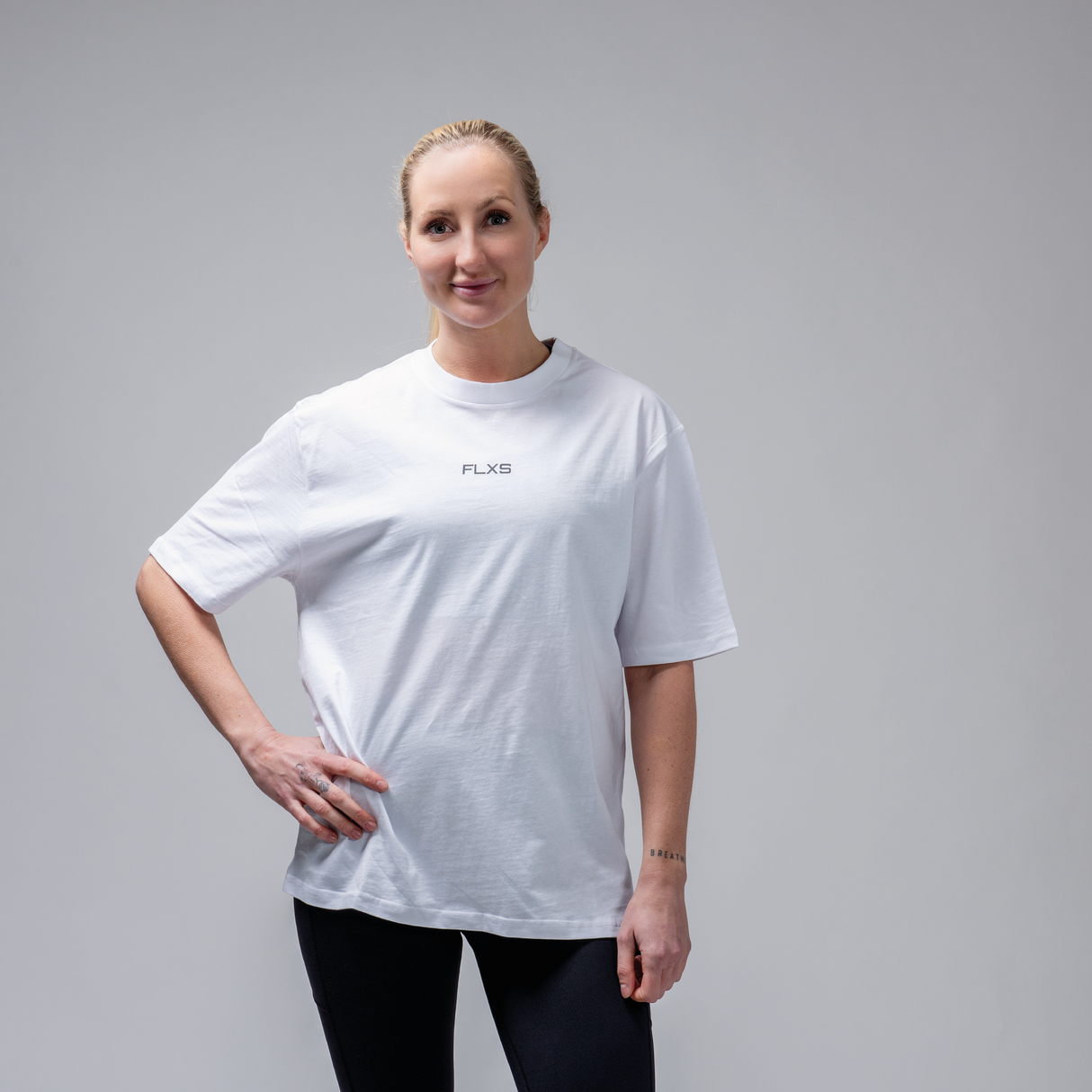 OVERSIZED T-SHIRT W WHITE