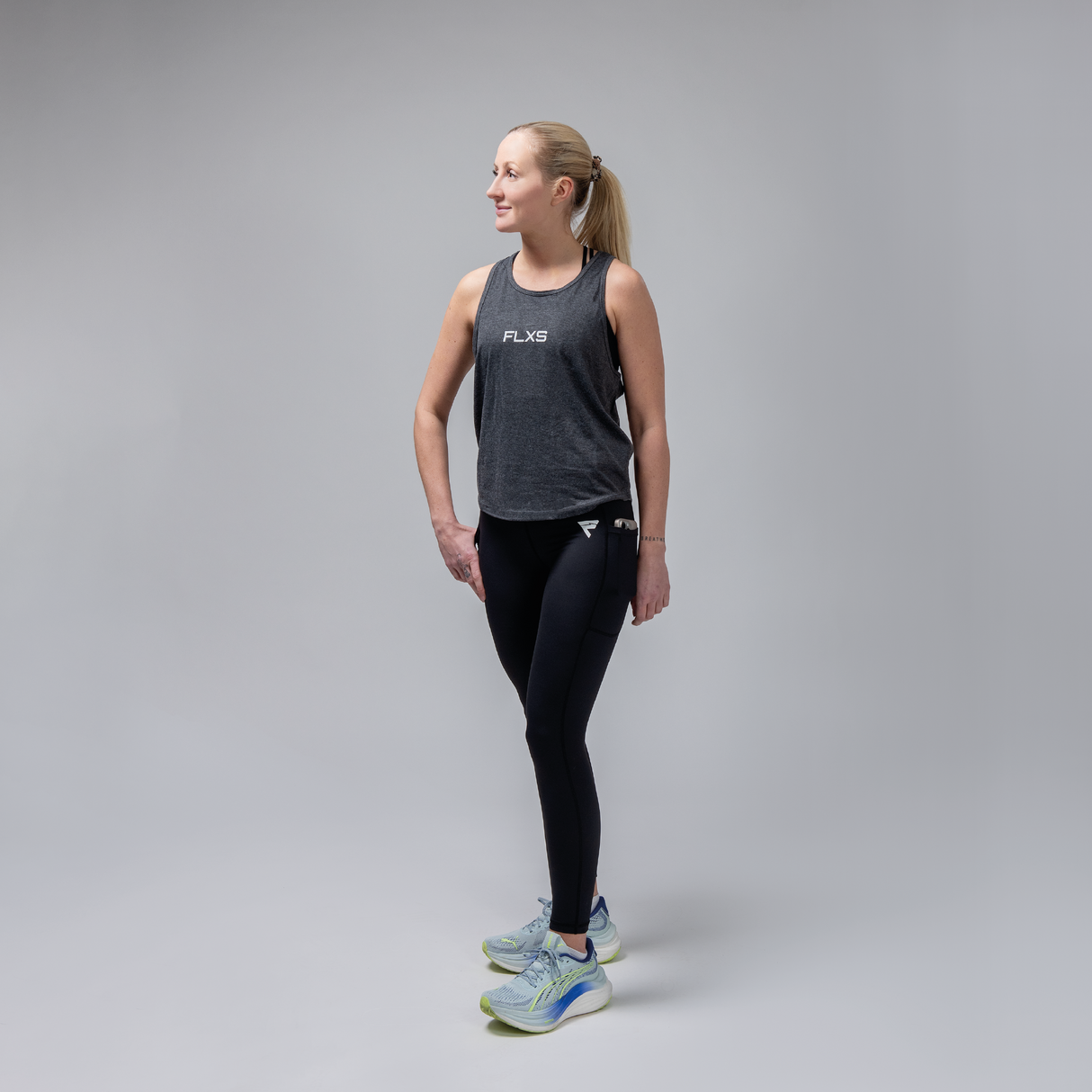 FUNCTIONAL TANK ANTRACITE