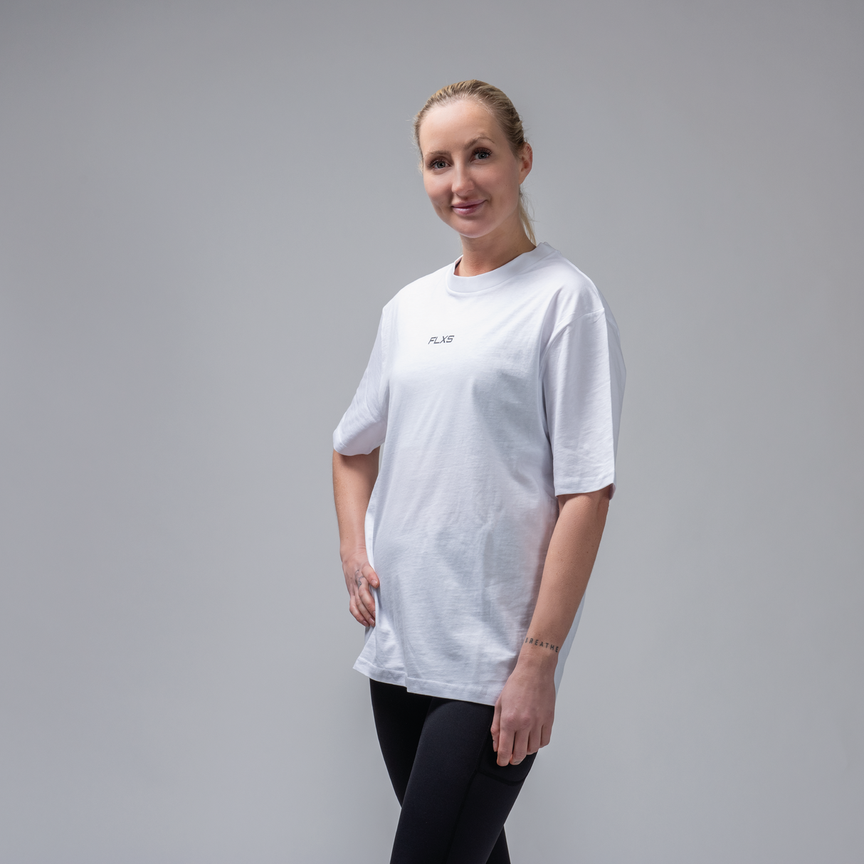 OVERSIZED T-SHIRT W WHITE