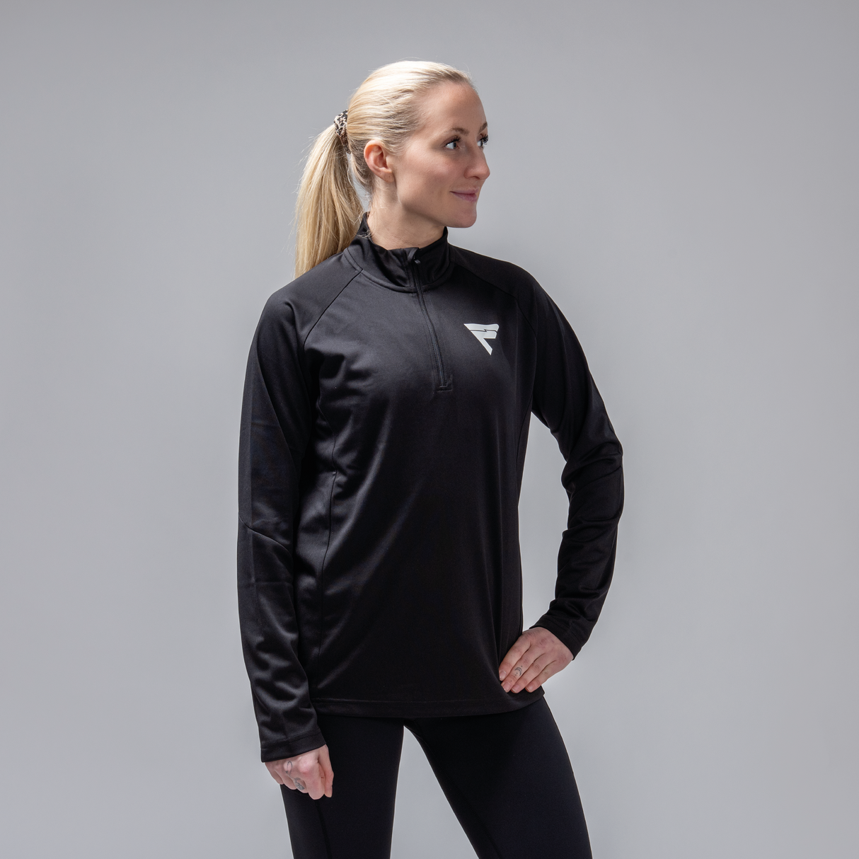 LONG SLEEVE W BLACK