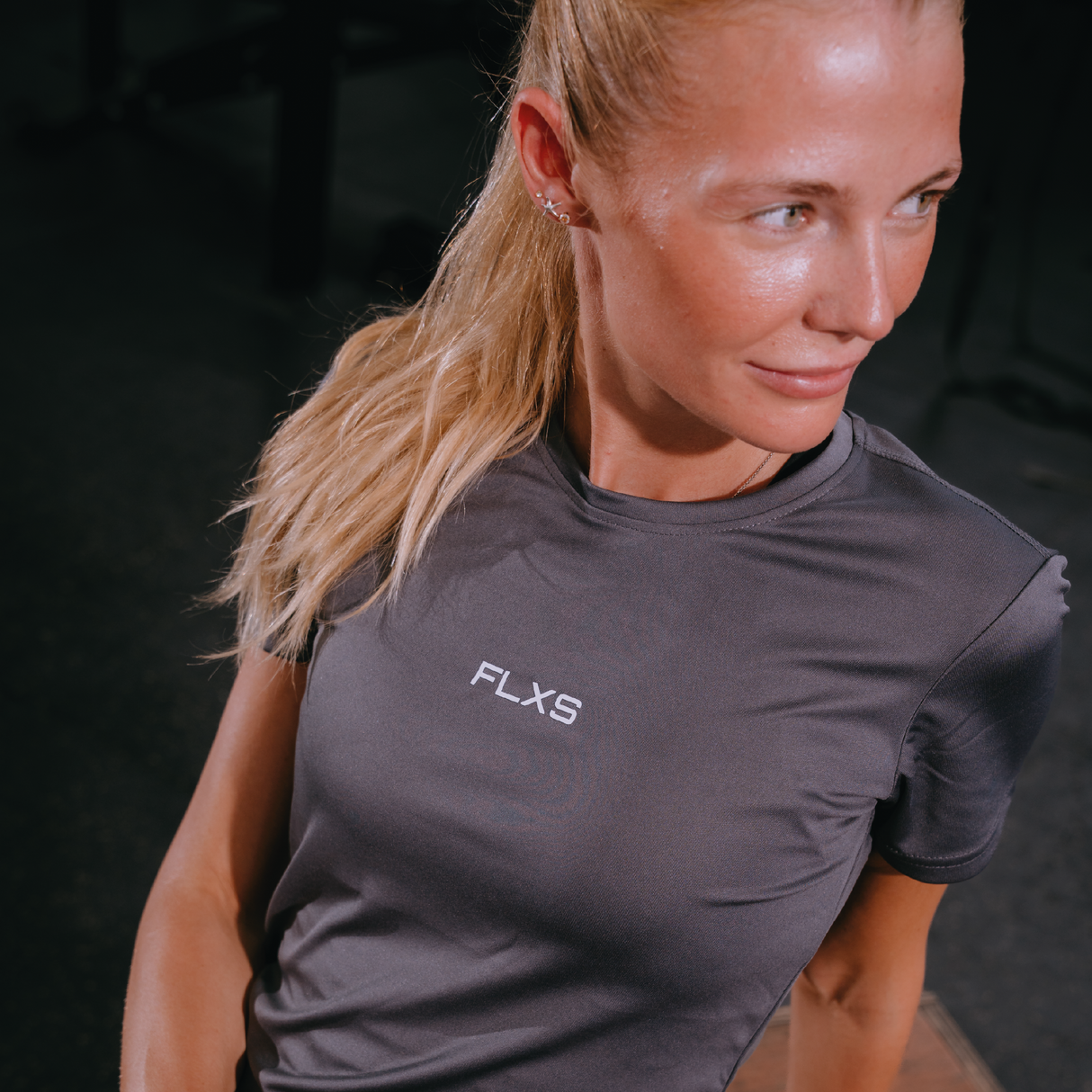 MOTION TEE W
